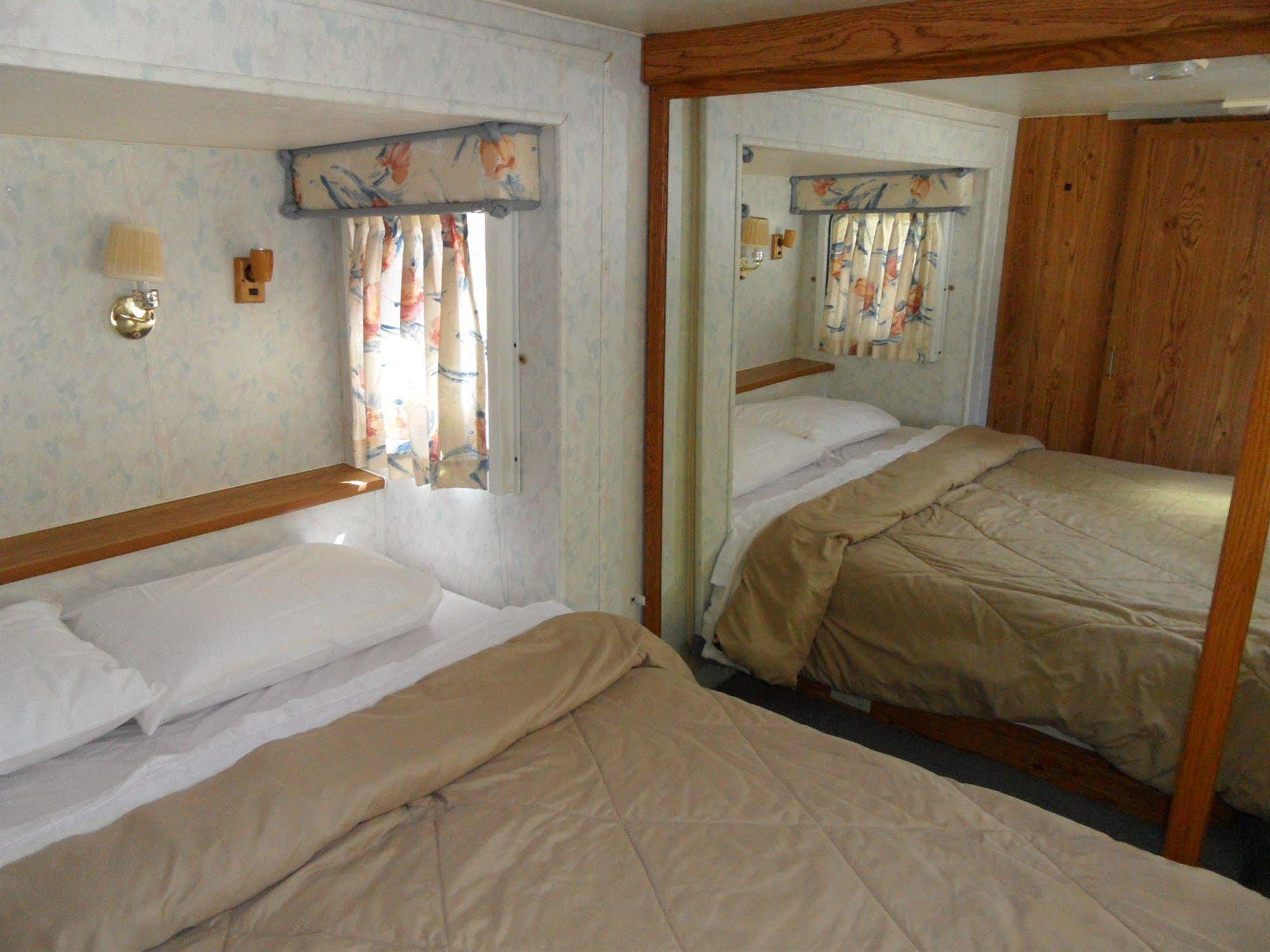 Pahrump Rv Park & Lodging Extérieur photo